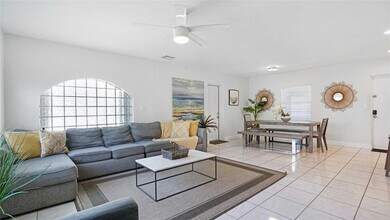 2716 N Ocean Blvd in Fort Lauderdale, FL - Building Photo - Building Photo