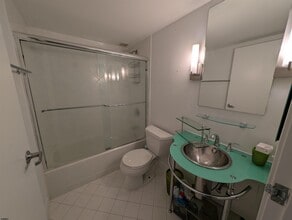 526 Pacific Ave in Atlantic City, NJ - Building Photo - Building Photo