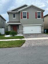 462 NE 6th Pl in Florida City, FL - Building Photo - Building Photo