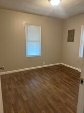 120 Lakeside Ave in East Alton, IL - Building Photo - Building Photo