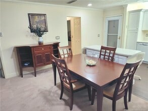 6531 SE Federal Hwy in Stuart, FL - Foto de edificio - Building Photo