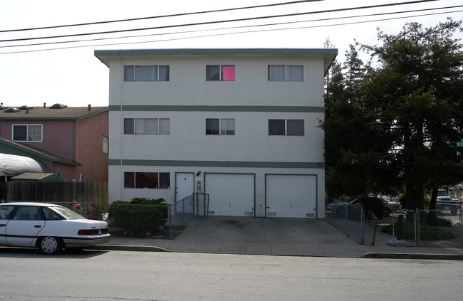 216 Berkshire Ave in Redwood City, CA - Building Photo - Building Photo