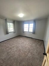 909 N 7th St in Rapid City, SD - Building Photo - Building Photo