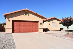 1478 Cll Esperanza in Sierra Vista, AZ - Building Photo