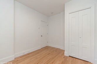 44 Clearway St, Unit 8 in Boston, MA - Building Photo - Building Photo