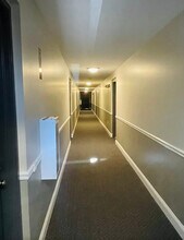 1712 Blackstone Dr, Unit 12 in Nashua, NH - Foto de edificio - Building Photo