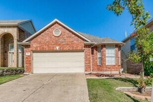 4917 Lodgepole Ln in Fort Worth, TX - Building Photo