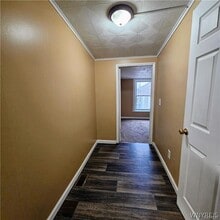 335 N Main St in Medina, NY - Building Photo - Building Photo