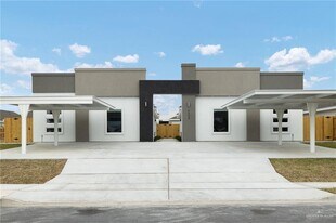 3308 Whetstone Ave in McAllen, TX - Building Photo