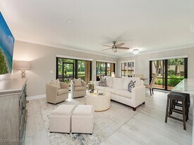 6080 Pelican Bay Blvd in Naples, FL - Building Photo