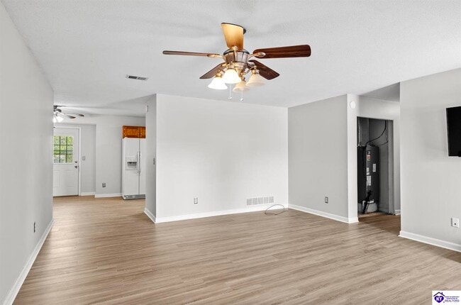 1302 Williamsburg Dr in Elizabethtown, KY - Building Photo - Building Photo
