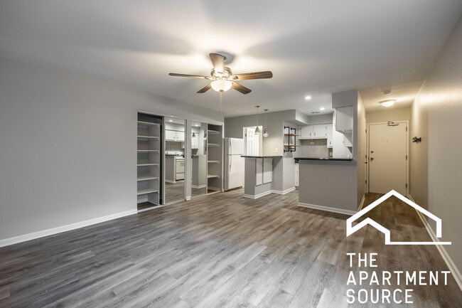 property at 744 W Gordon Terrace