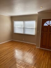 1800 Green Ln in Redondo Beach, CA - Building Photo - Building Photo