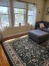 200 Manthorne Rd, Unit 2 in Boston, MA - Building Photo - Building Photo
