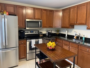 6831 Maryland Ave in Frederick, MD - Foto de edificio - Building Photo