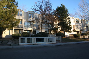 2154 Dexter Dr Apartments