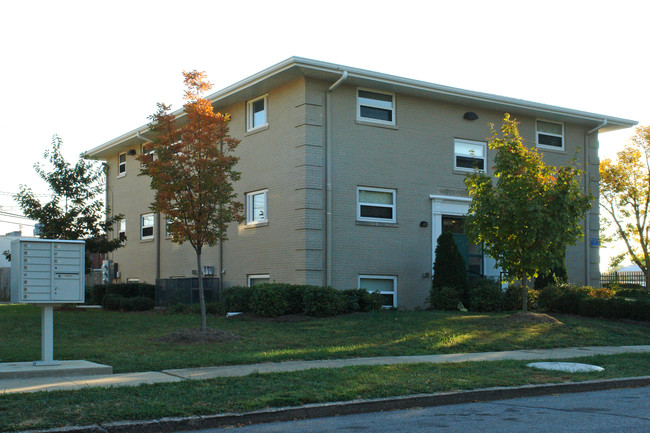 The Canterbury in Lexington, KY - Building Photo - Building Photo