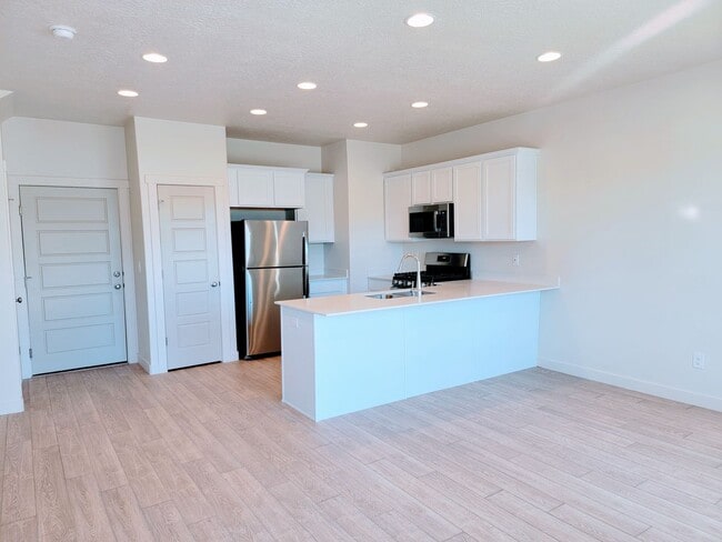 2173 W 1675 S in West Haven, UT - Building Photo - Building Photo