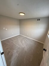 1393 Leishman Ave in New Kensington, PA - Building Photo - Building Photo