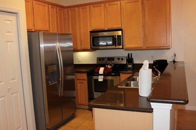 2746 Oakwater Dr in Kissimmee, FL - Building Photo - Building Photo