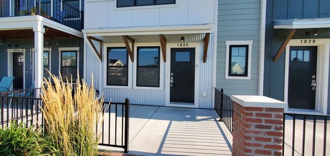 1826 Lost Creek Rd in Billings, MT - Building Photo - Building Photo