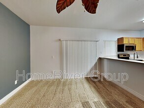 1224 Charlesworth Dr in Wesley Chapel, FL - Building Photo - Building Photo