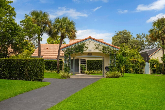 2291 Las Casitas Dr