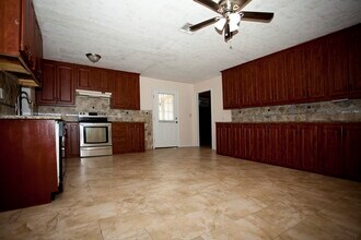938 Shawnee St in Houston, TX - Building Photo - Building Photo