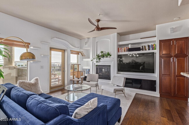5450 E Deer Valley Dr in Phoenix, AZ - Building Photo - Building Photo