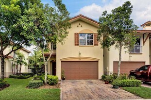 117 E Prive Cir in Delray Beach, FL - Building Photo