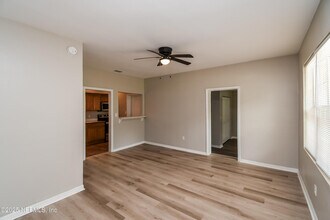 4733 Irvington Ave in Jacksonville, FL - Building Photo - Building Photo