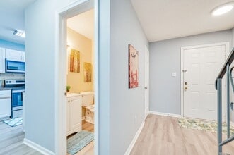 1404 Wendfield Dr in Virginia Beach, VA - Building Photo - Building Photo