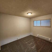 114 Beacon Hill Dr. in Longview, WA - Building Photo - Building Photo
