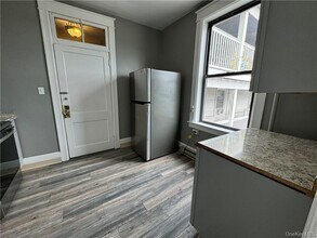 2 Raymond Ave in Poughkeepsie, NY - Building Photo - Building Photo