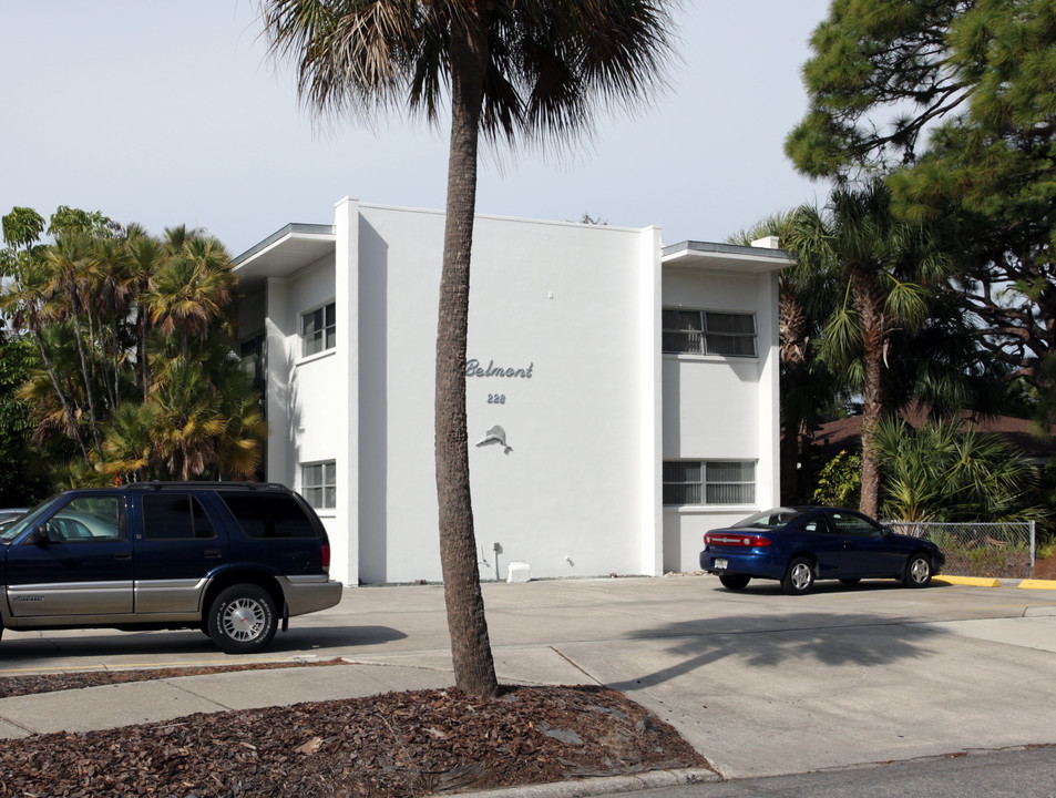 228 Harbor Dr S in Venice, FL - Foto de edificio