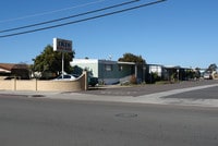 Building Photo - 2950 Iris Ave Apartamentos in San Ysidro, California