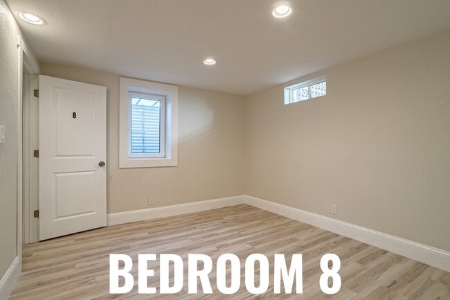 10490 W Dakota Ave, Unit 8 in Lakewood, CO - Building Photo - Building Photo