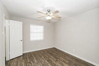 The Park at Sutton Hill photo'