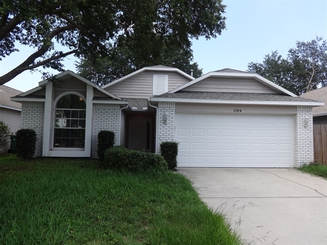 1294 Cypress Bend Cir in Melbourne, FL - Building Photo