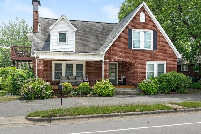 property at 1102 Ln St