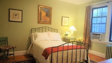 6 Sutherland Rd, Unit #1 in Boston, MA - Building Photo - Building Photo
