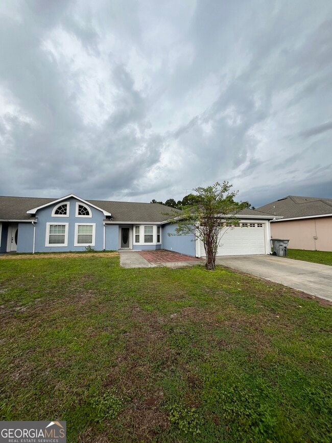 property at 209 Royal Palms Ave