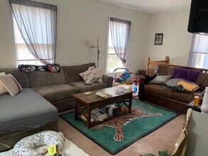 75 Centre St, Unit 75 Centre St in Haddonfield, NJ - Building Photo - Building Photo