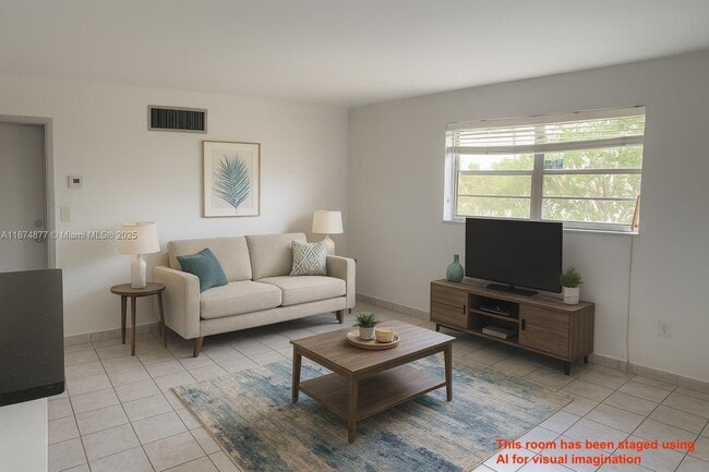 property at 465 S Royal Poinciana Blvd
