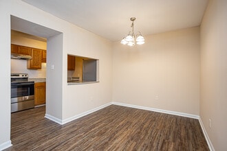 Huntington Park in New Orleans, LA - Foto de edificio - Interior Photo