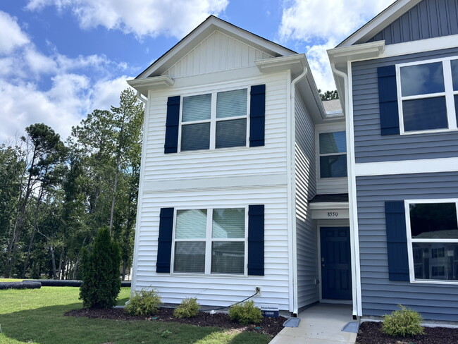 property at 8550 Beckett Chase Wy