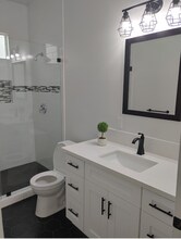 1332 Evergreen St in Burbank, CA - Building Photo - Building Photo
