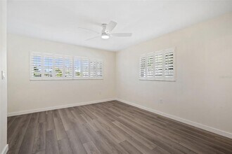 662 Villa Grande Ave S in St. Petersburg, FL - Building Photo - Building Photo