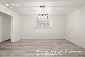 1302 Avenue I in South Houston, TX - Building Photo - Building Photo