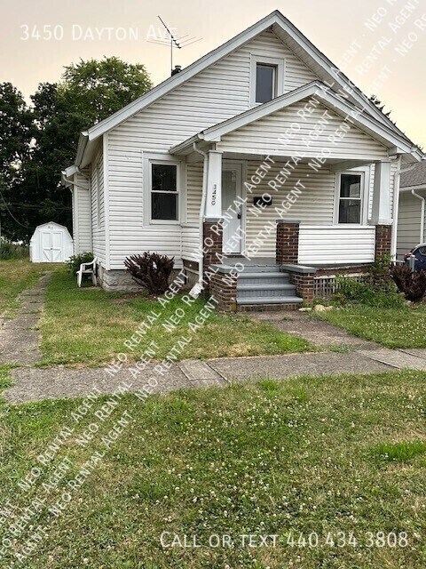 3450 Dayton Ave in Lorain, OH - Building Photo
